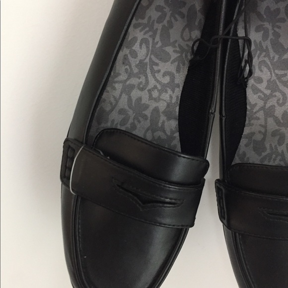 Women's Casual Slip-On Dress Shoe - Picture 6 of 8